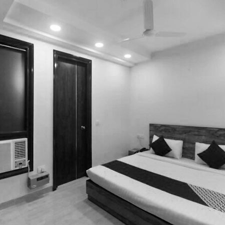 Super Hotel O Comfort Residency Near Artemis Hospital Gurgaon Exterior photo