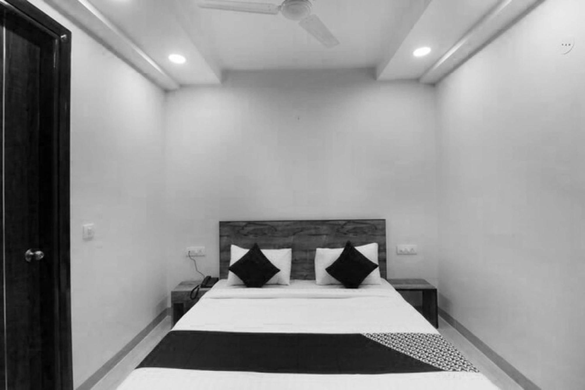 Super Hotel O Comfort Residency Near Artemis Hospital Gurgaon Exterior photo