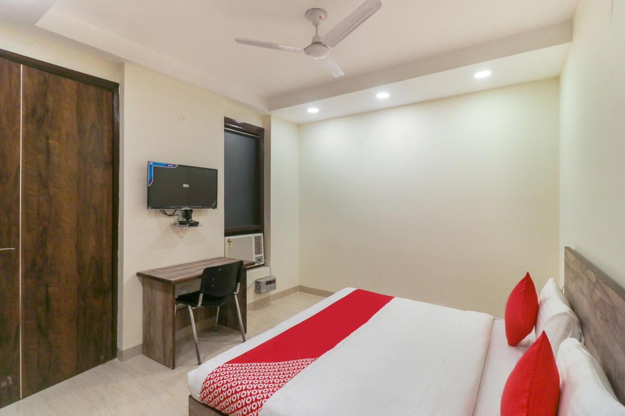 Super Hotel O Comfort Residency Near Artemis Hospital Gurgaon Exterior photo